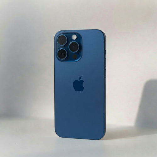 Iphone 15 - Blue